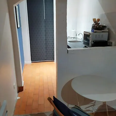 Appartement Au Rdc Centre Historique *